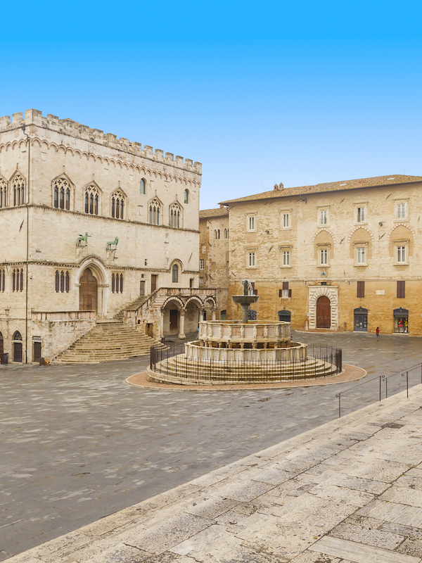 Perugia - piazza IV Novembre Perugia - piazza IV Novembre